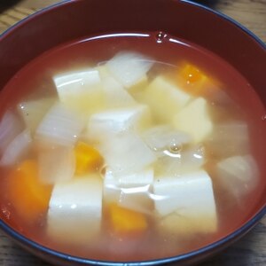 豆腐と玉ねぎのケチャップスープ